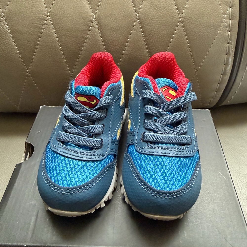 Superman Reebok Kids